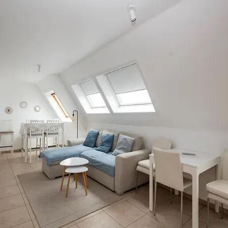 Quiet Getaway W Terrace, Cleaning Included Apartment Nieuwpoort