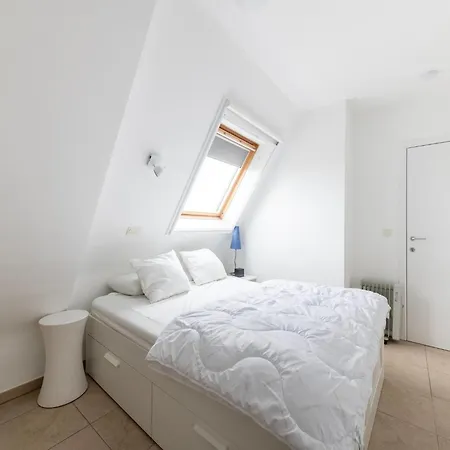 Quiet Getaway W Terrace, Cleaning Included * Nieuwpoort