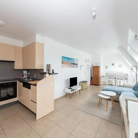 Quiet Getaway W Terrace, Cleaning Included Apartment
