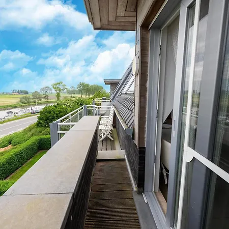 Quiet Getaway W Terrace, Cleaning Included Apartment *